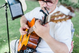 Mark Honeyman Wedding Guitar